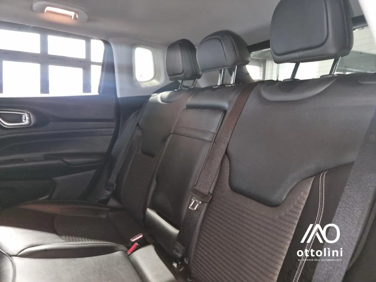 Jeep Compass usata a Cagliari (9)
