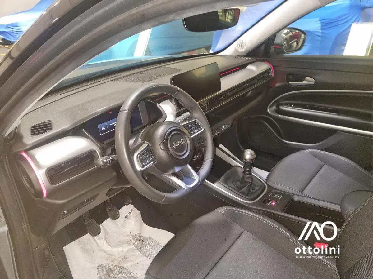 Jeep Avenger usata a Cagliari (6)