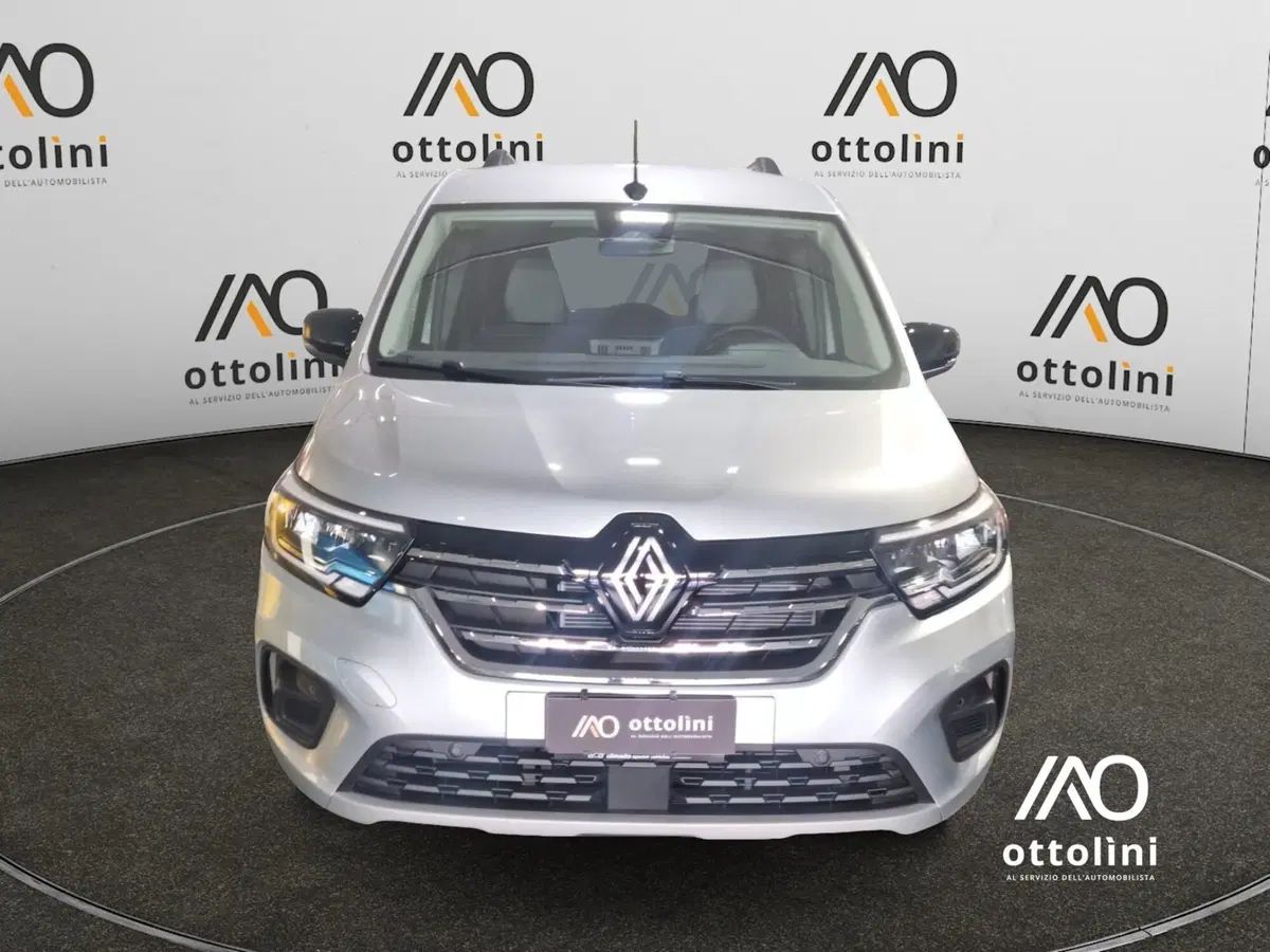 Renault Kangoo nuova a Cagliari (2)