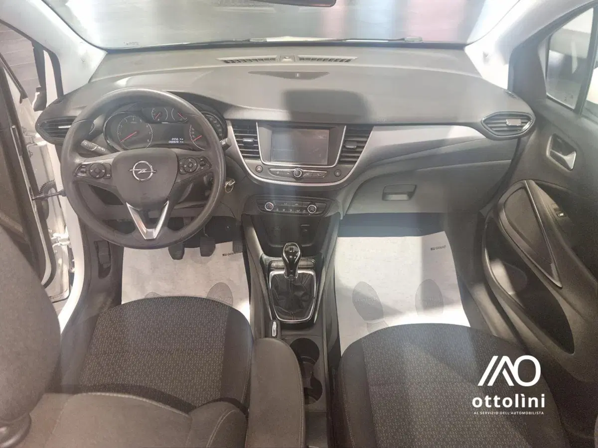 Opel Crossland X usata a Cagliari (6)