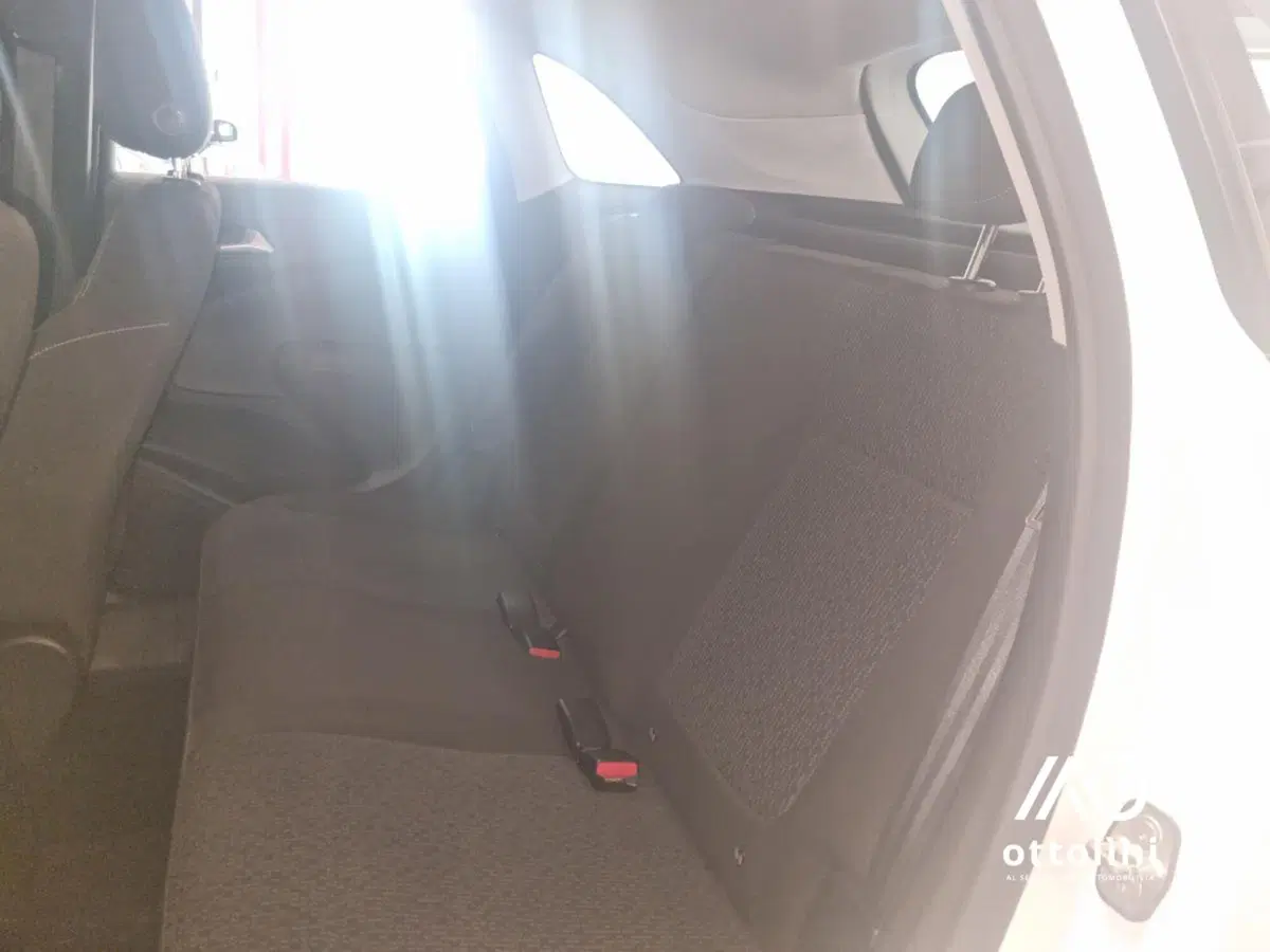 Opel Crossland X usata a Cagliari (8)