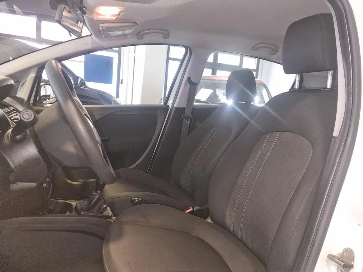 Fiat Punto usata a Cagliari (8)