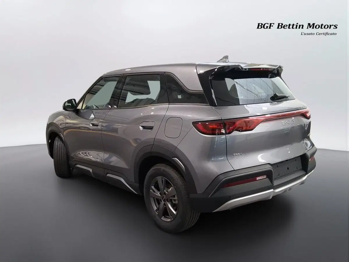 Byd Atto 2 DM-i nuova a Padova (3)