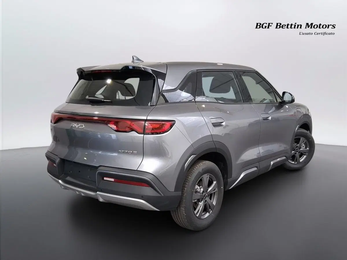 Byd Atto 2 DM-i nuova a Padova (4)