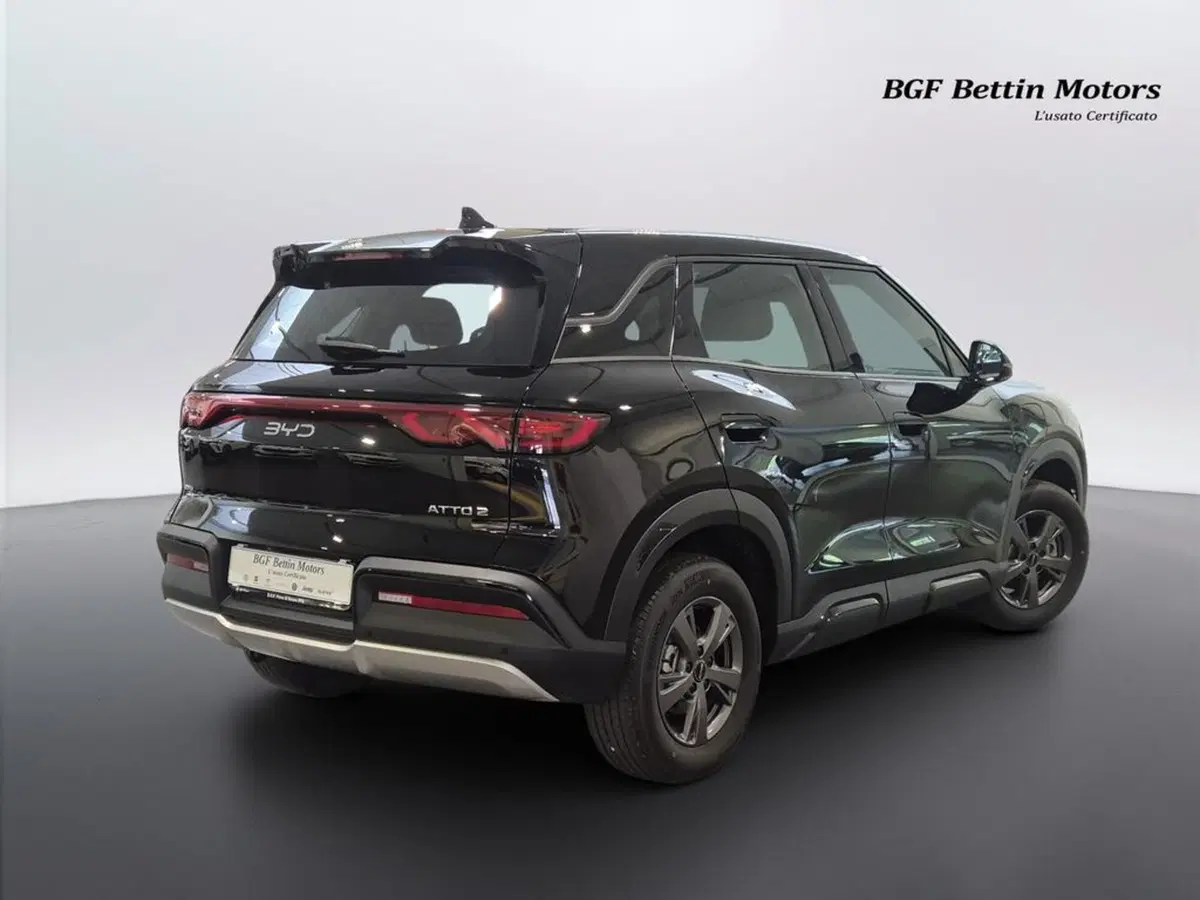 Byd Atto 2 DM-i nuova a Padova (6)