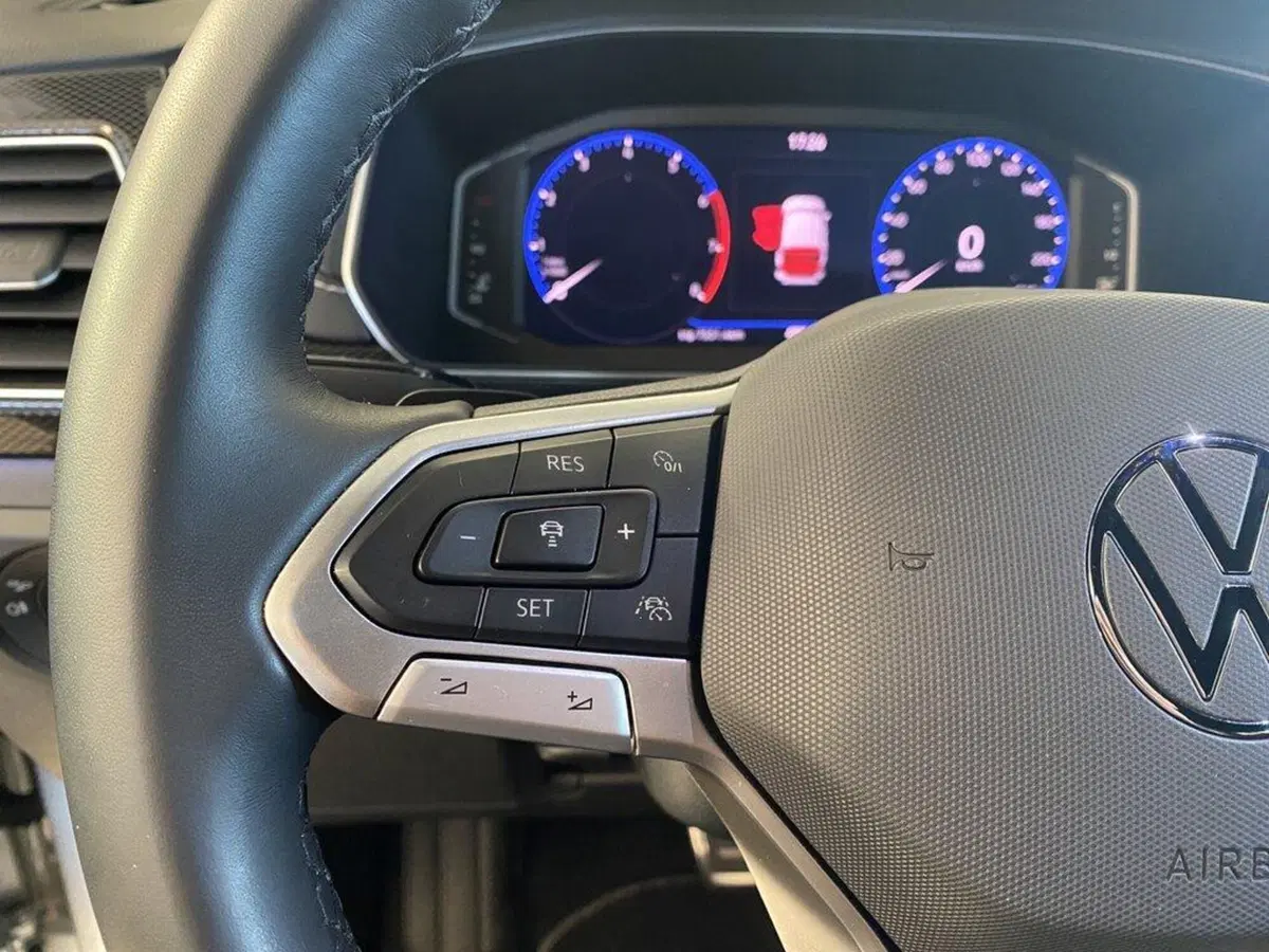 Volkswagen T-Cross usata a Torino (13)