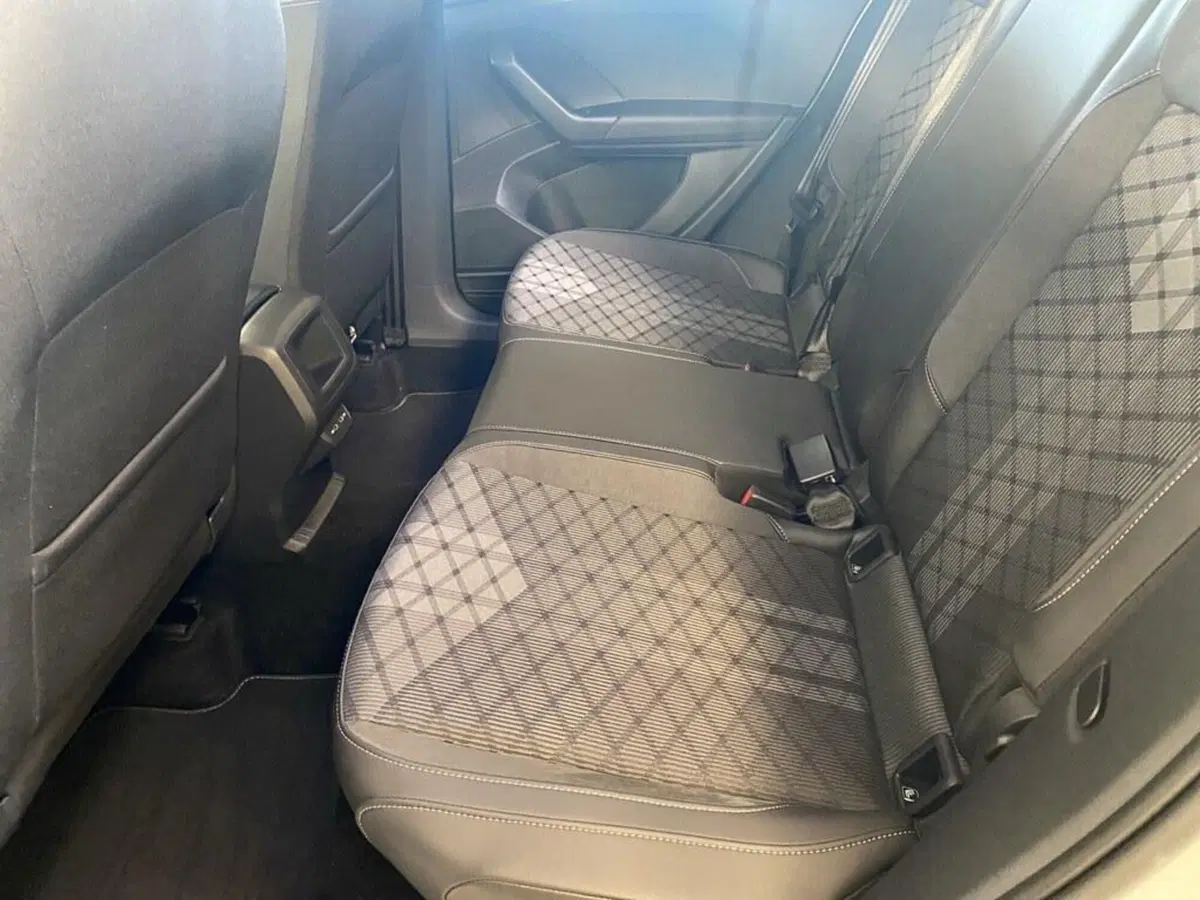 Volkswagen T-Cross usata a Torino (8)