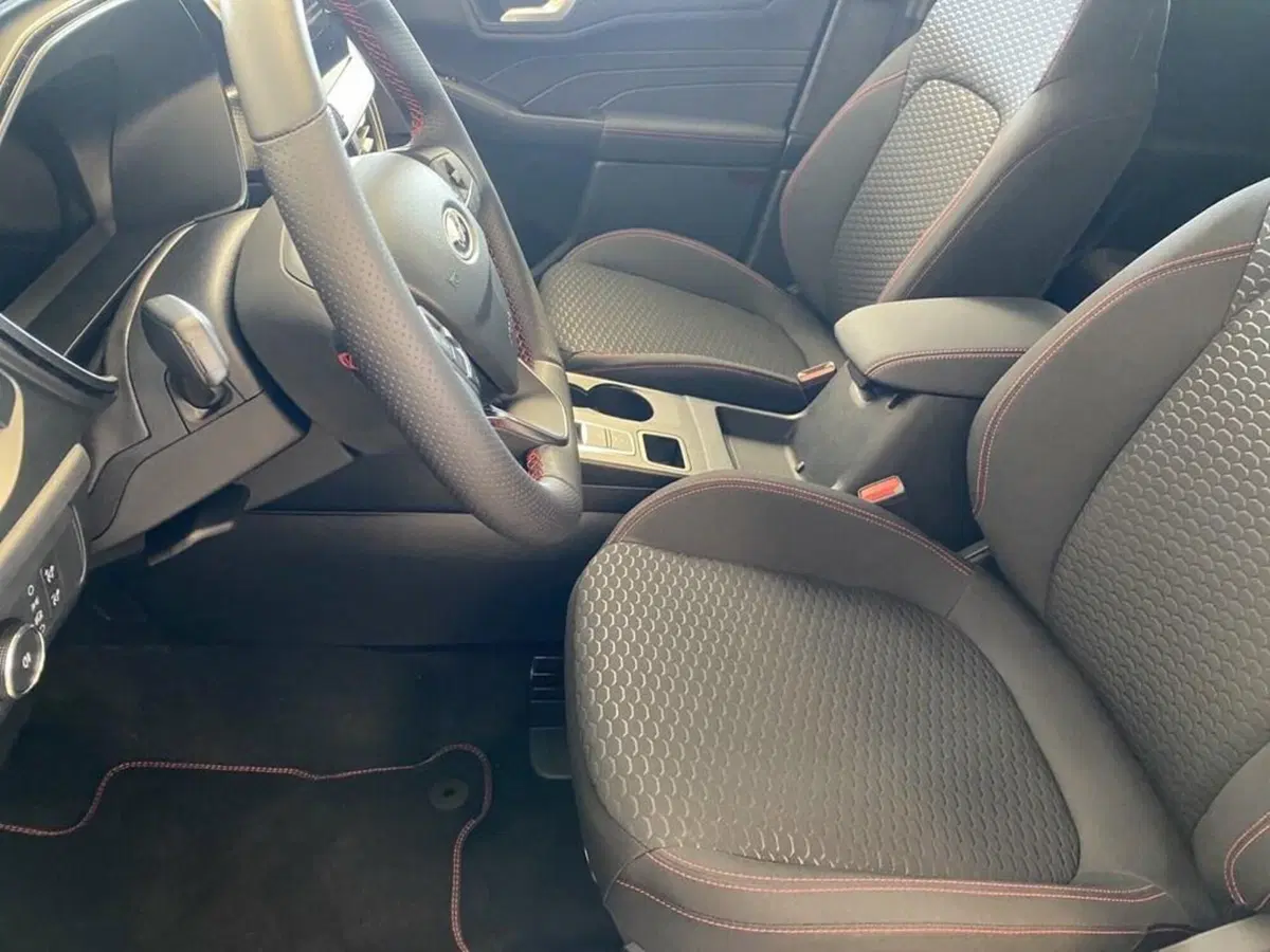 Ford Kuga nuova a Torino (7)