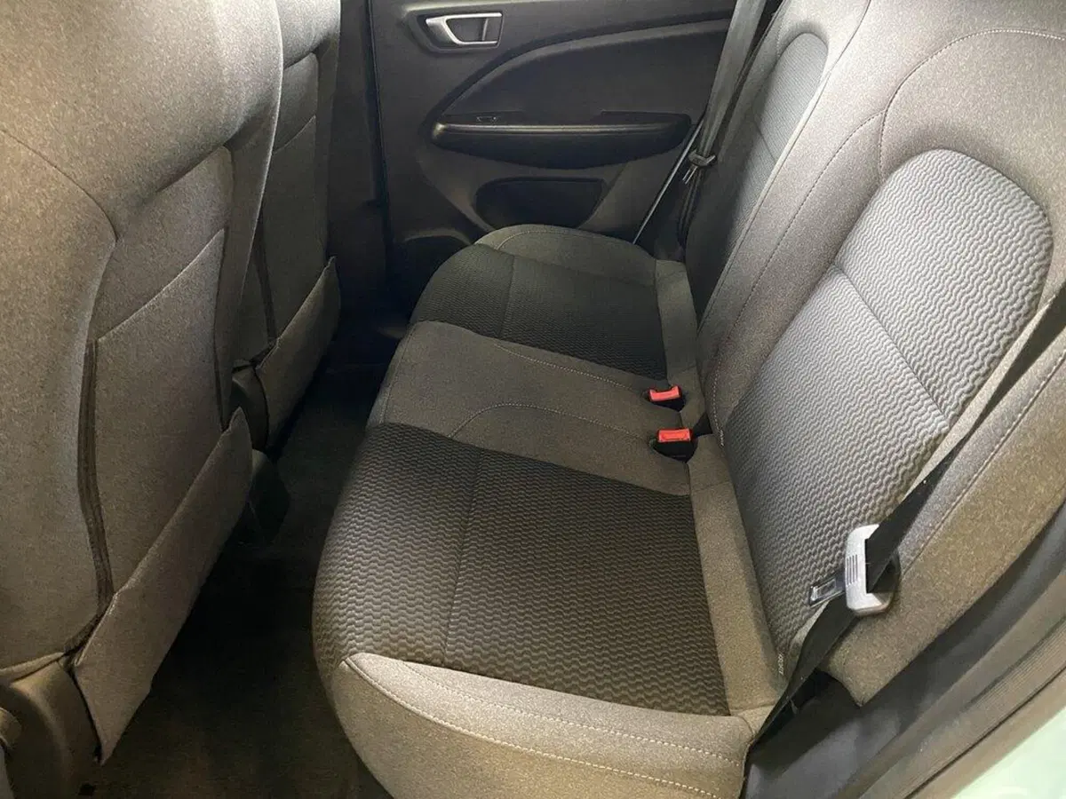 Leapmotor T03 nuova a Torino (8)