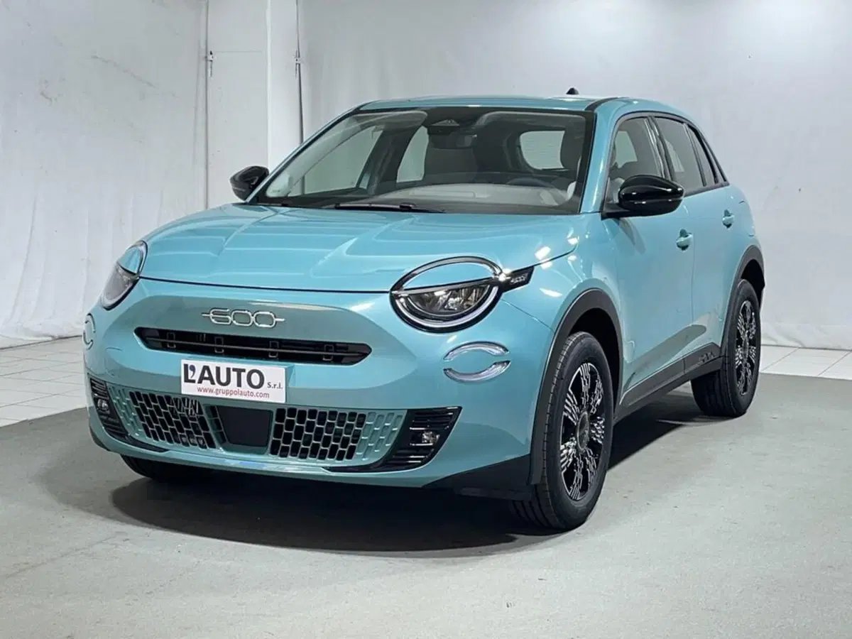 Fiat 600 nuova a Sondrio