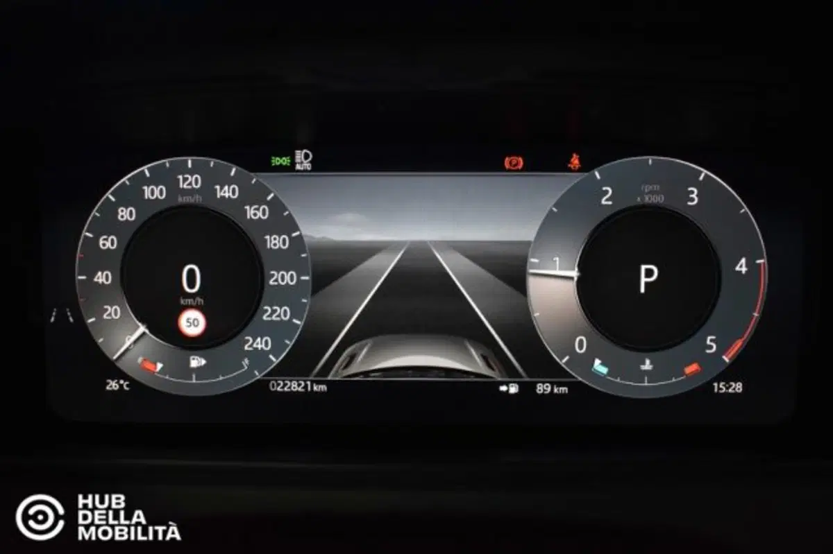 Land Rover Range Rover Velar usata a Perugia (8)