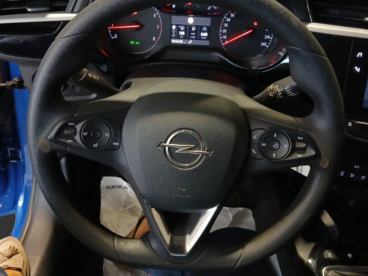 Opel Corsa usata a Genova (14)