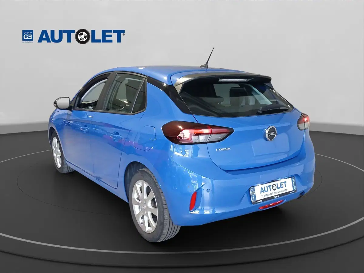 Opel Corsa usata a Genova (8)