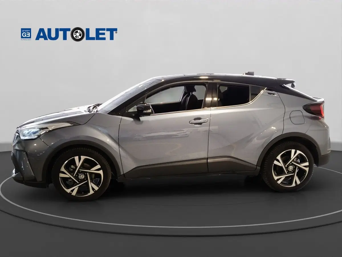 Toyota Toyota C-HR usata a Genova (5)