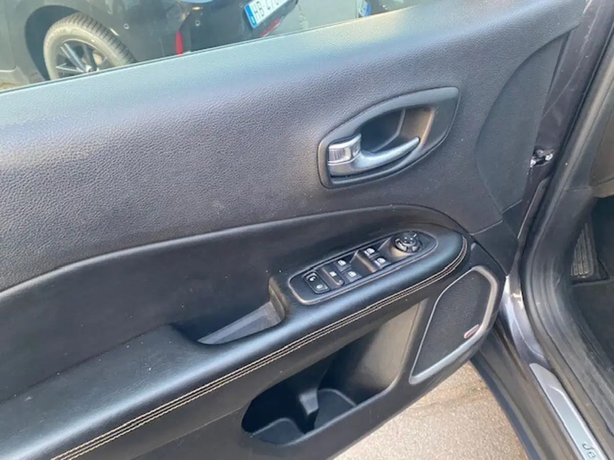Jeep Compass usata a Catania (12)