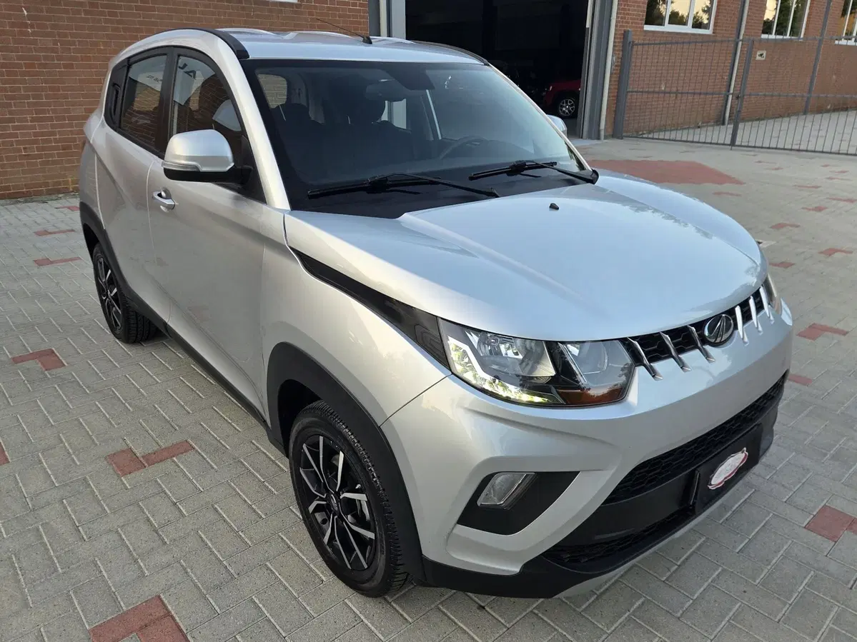 Mahindra KUV100 usata a Torino (2)