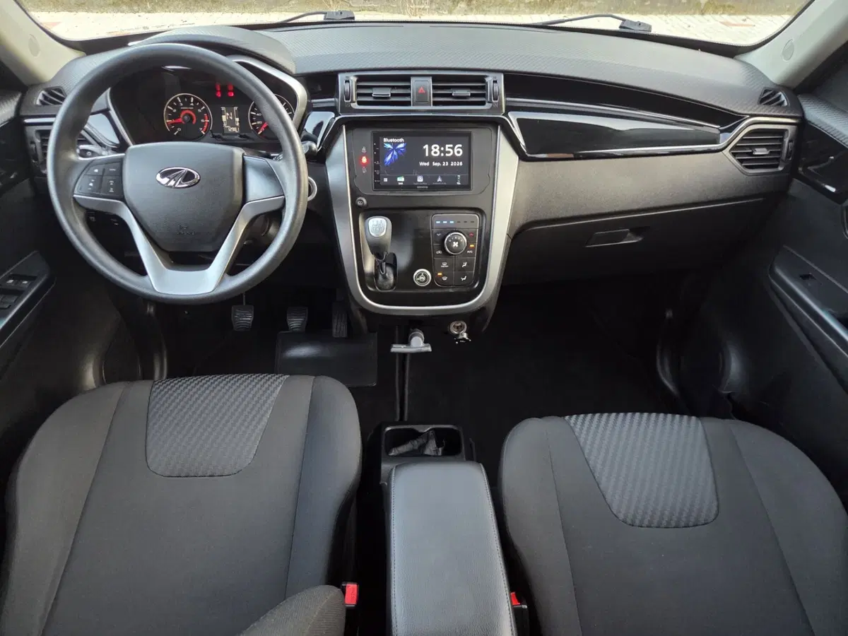 Mahindra KUV100 usata a Torino (9)