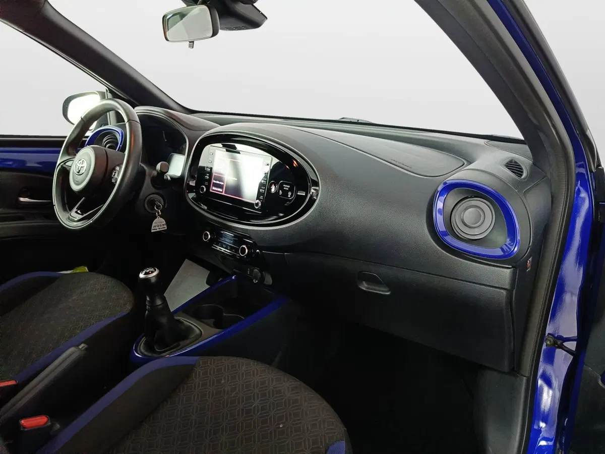 Toyota Aygo X usata a Ascoli Piceno (10)