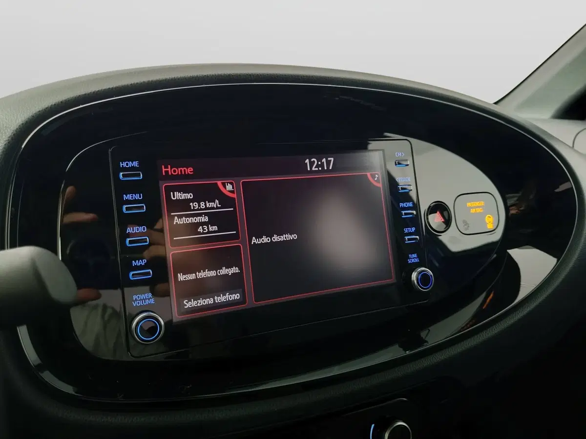 Toyota Aygo X usata a Ascoli Piceno (15)