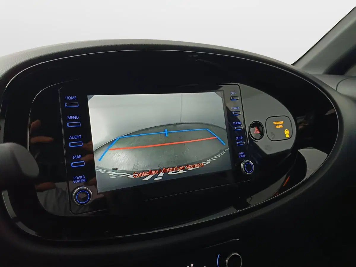 Toyota Aygo X usata a Ascoli Piceno (16)