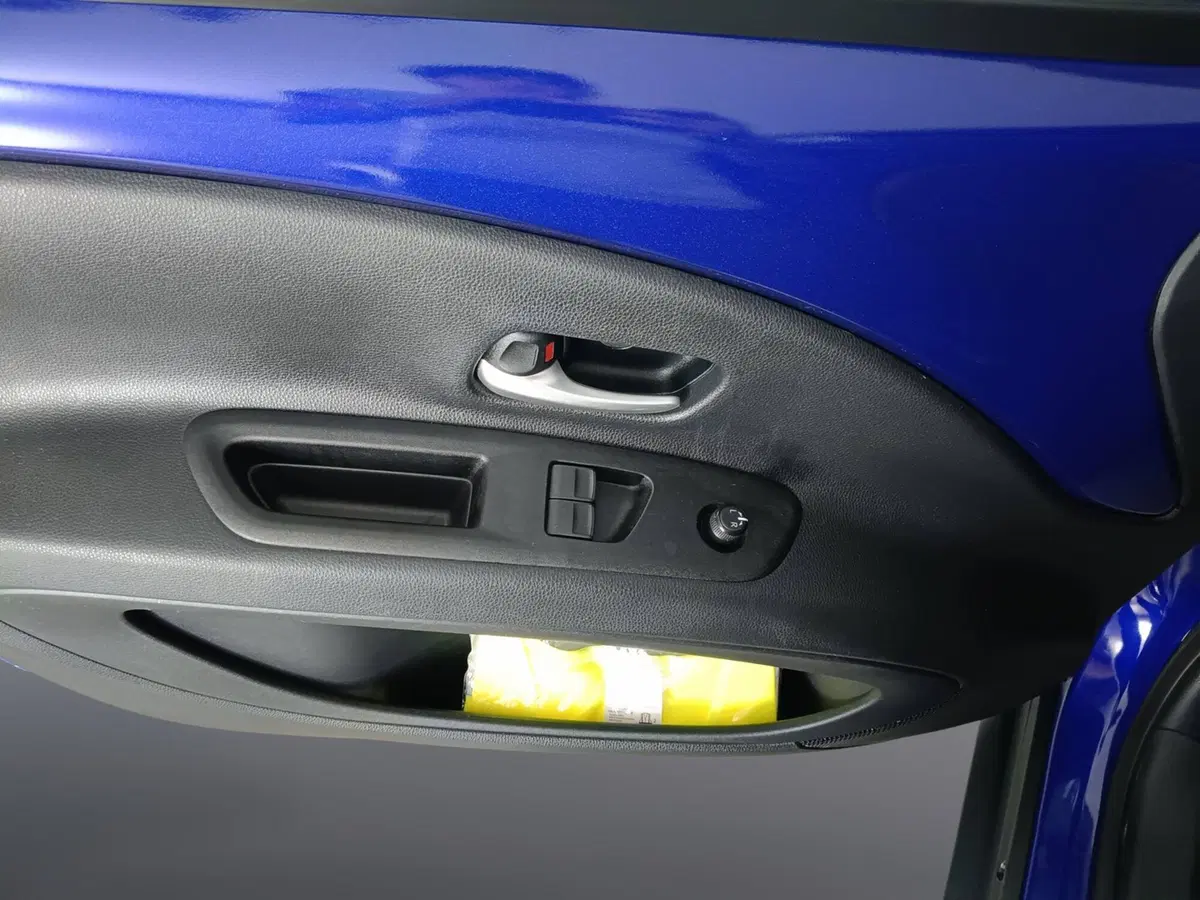 Toyota Aygo X usata a Ascoli Piceno (18)
