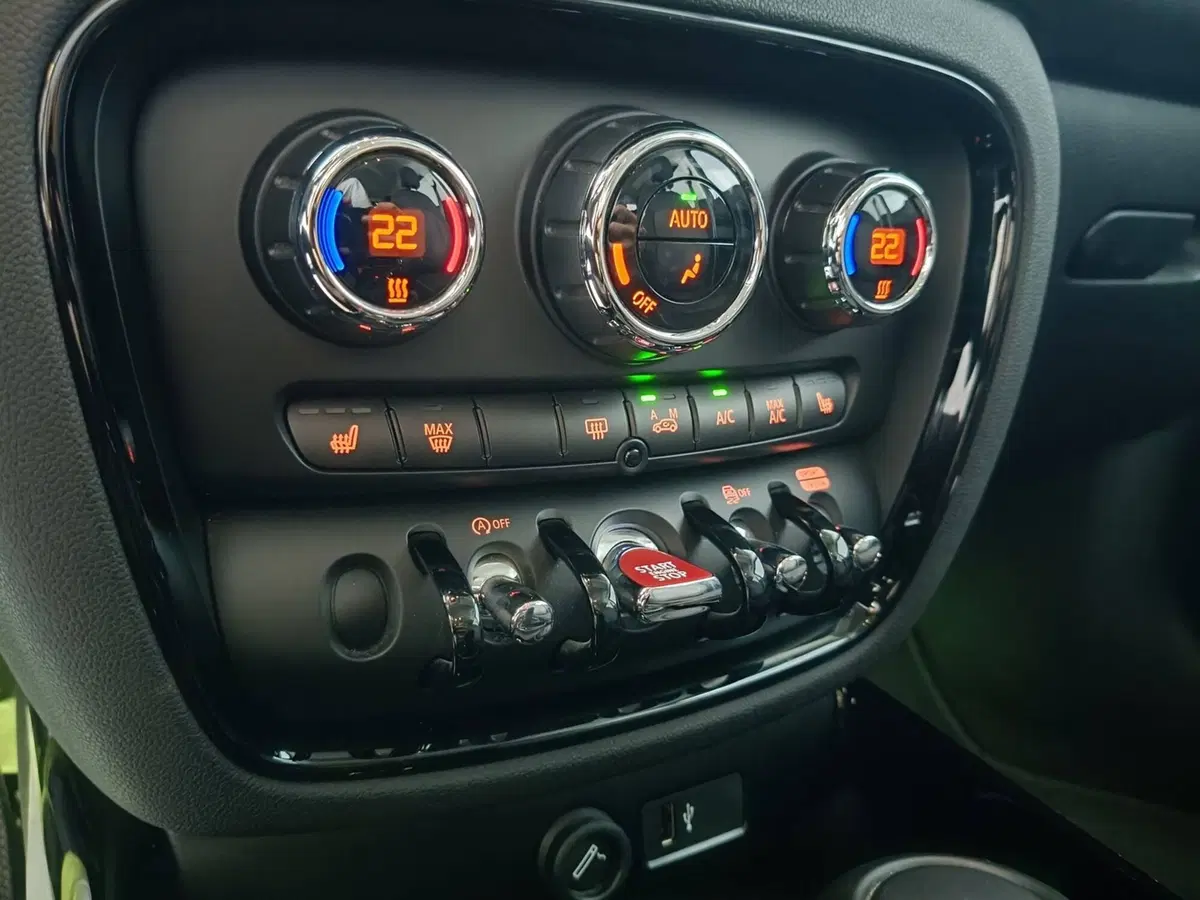 MINI Mini Clubman usata a Ascoli Piceno (16)