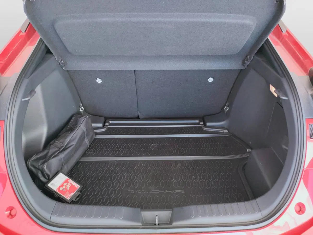 Toyota Toyota C-HR usata a Ascoli Piceno (9)
