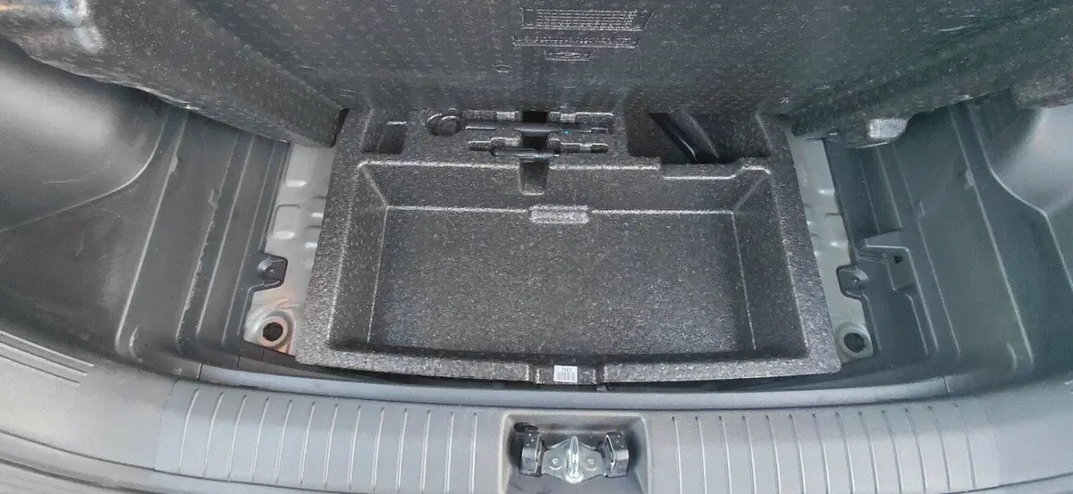Hyundai Kona usata a Cosenza (17)
