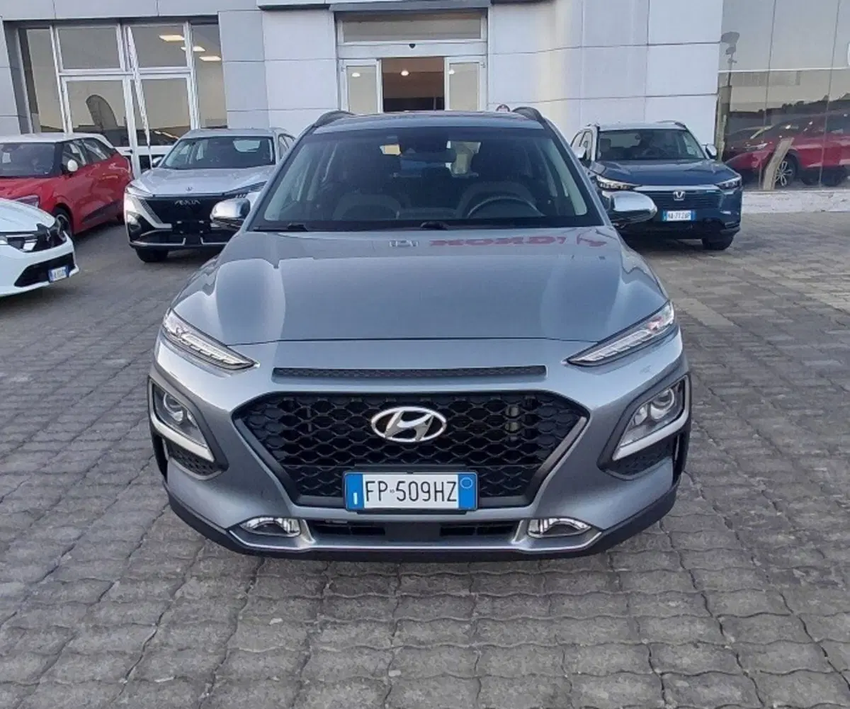 Hyundai Kona usata a Cosenza (2)
