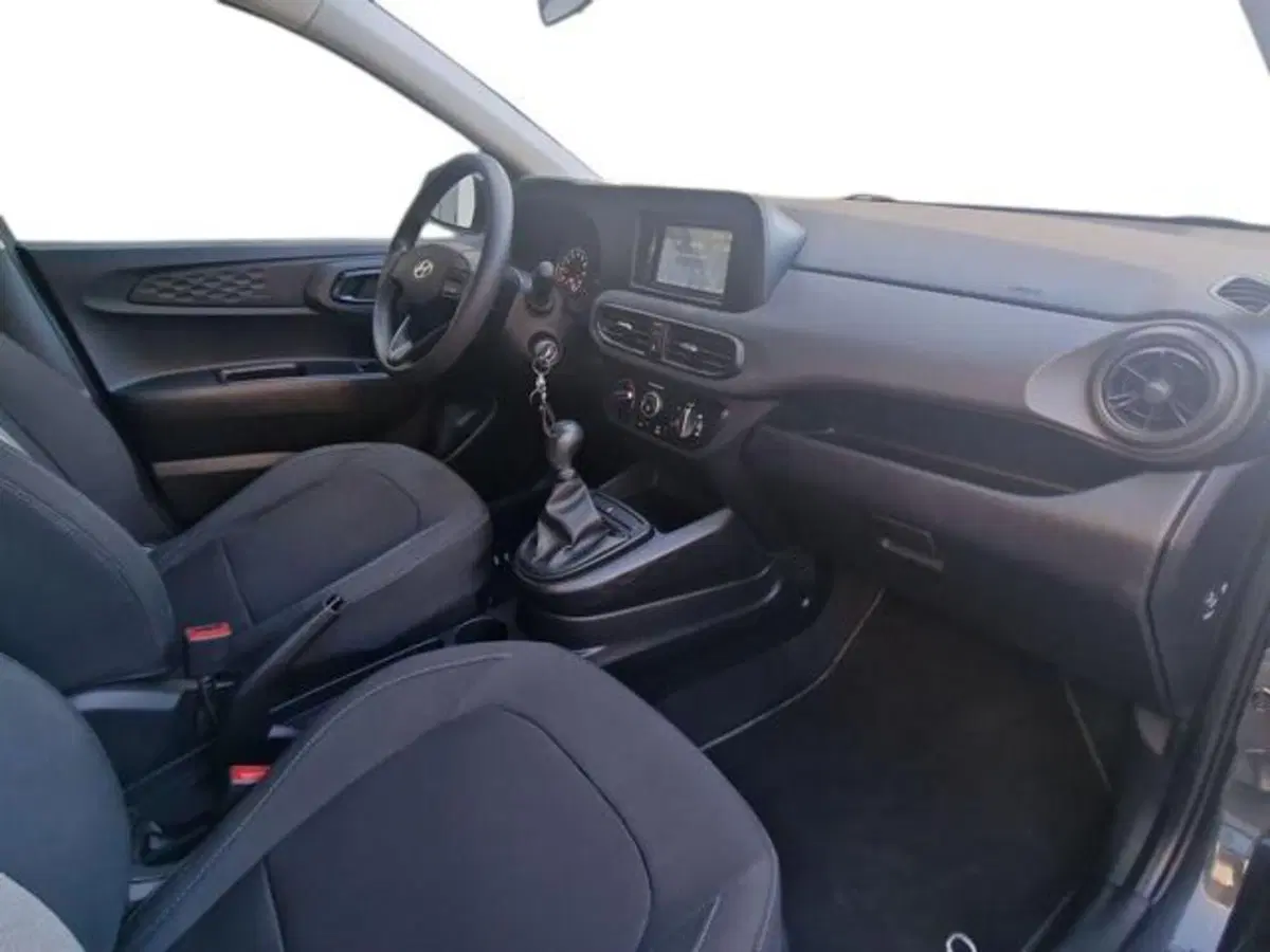Hyundai i10 usata a Salerno (13)