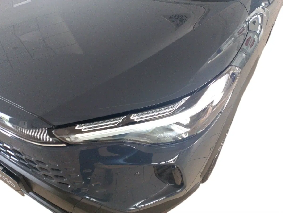 Toyota Corolla Cross usata a Lecce (9)