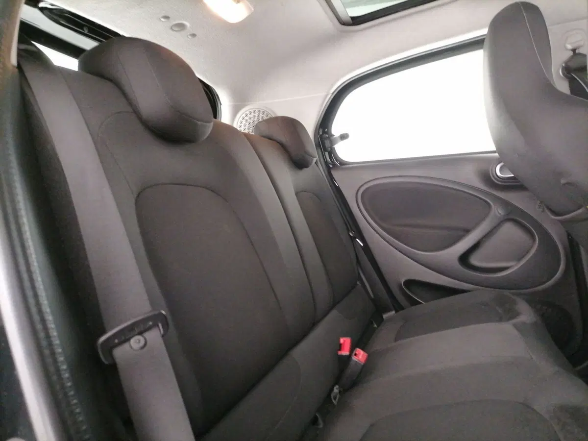 smart forfour usata a Roma (8)