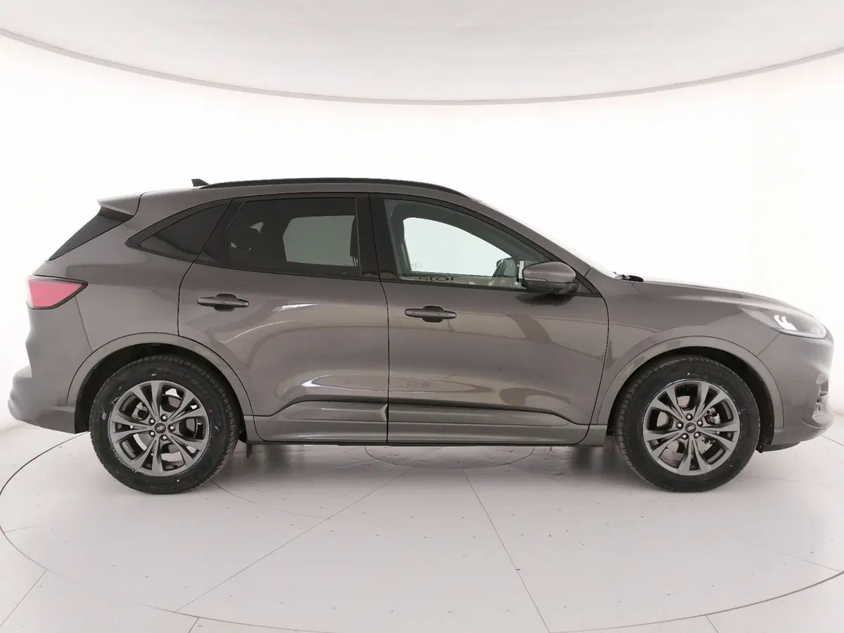 Ford Kuga usata a Roma (3)
