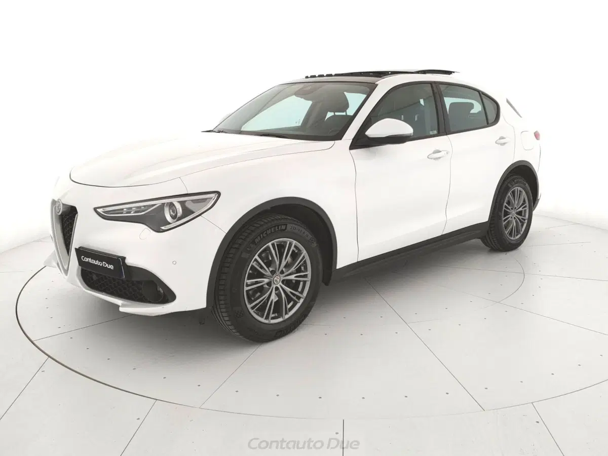 Alfa Romeo Stelvio usata a Caserta