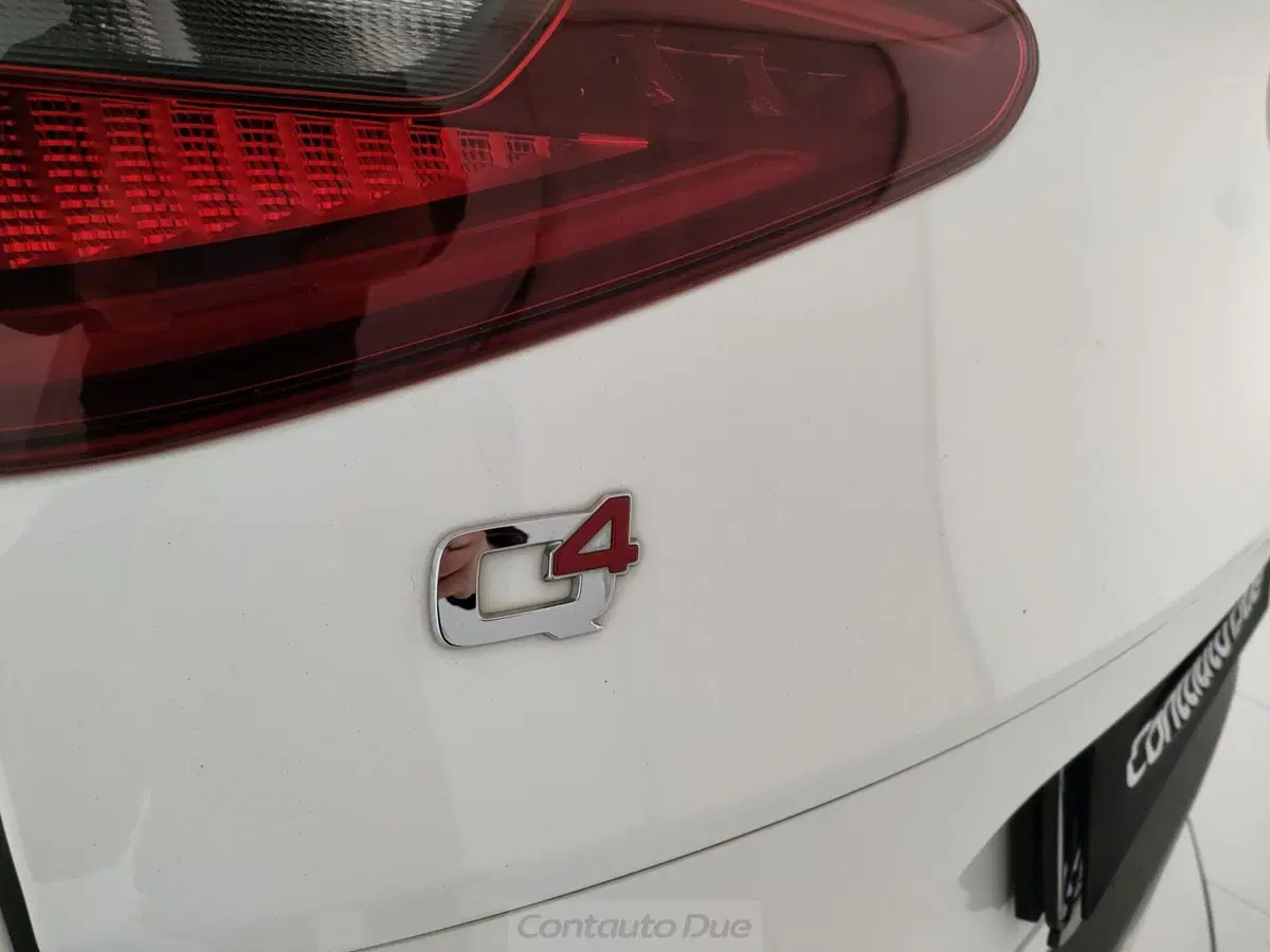 Alfa Romeo Stelvio usata a Caserta (15)