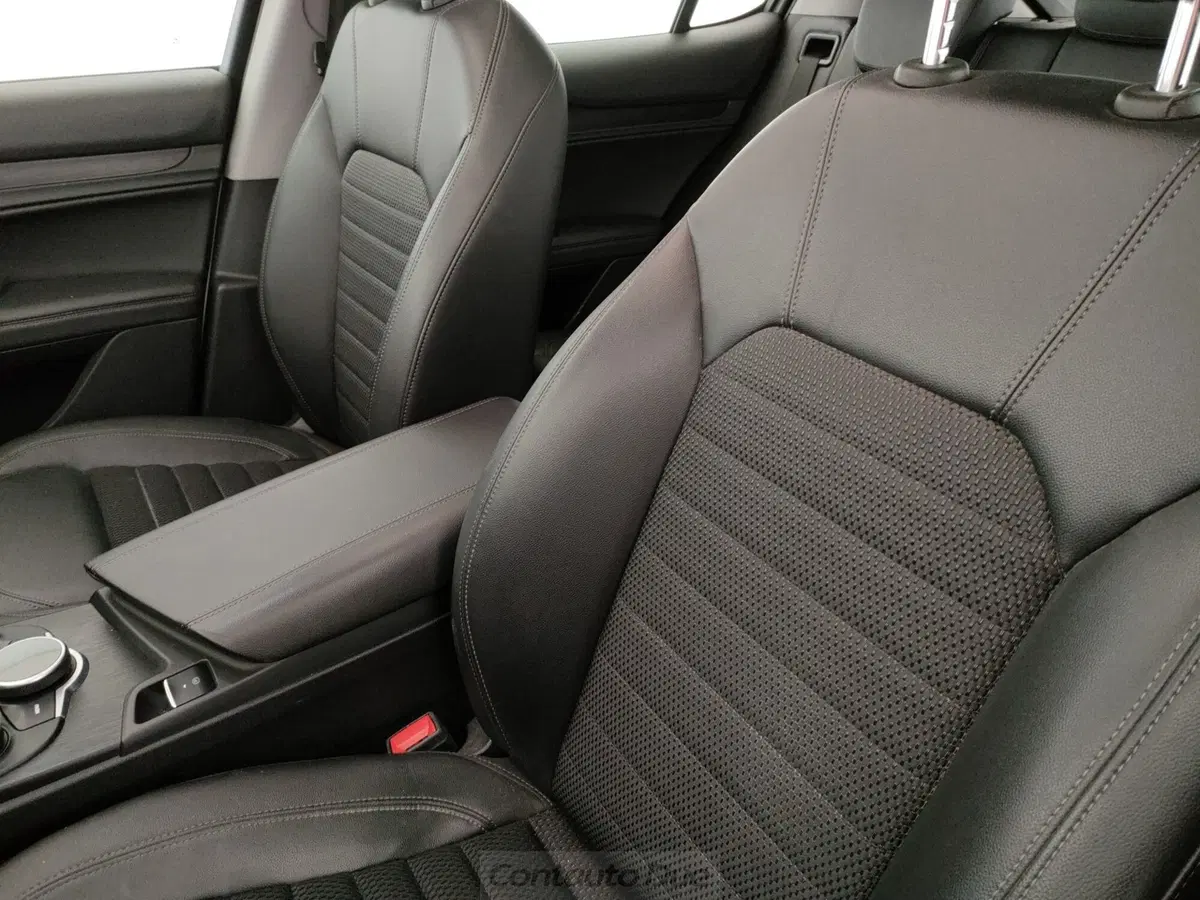 Alfa Romeo Stelvio usata a Caserta (17)