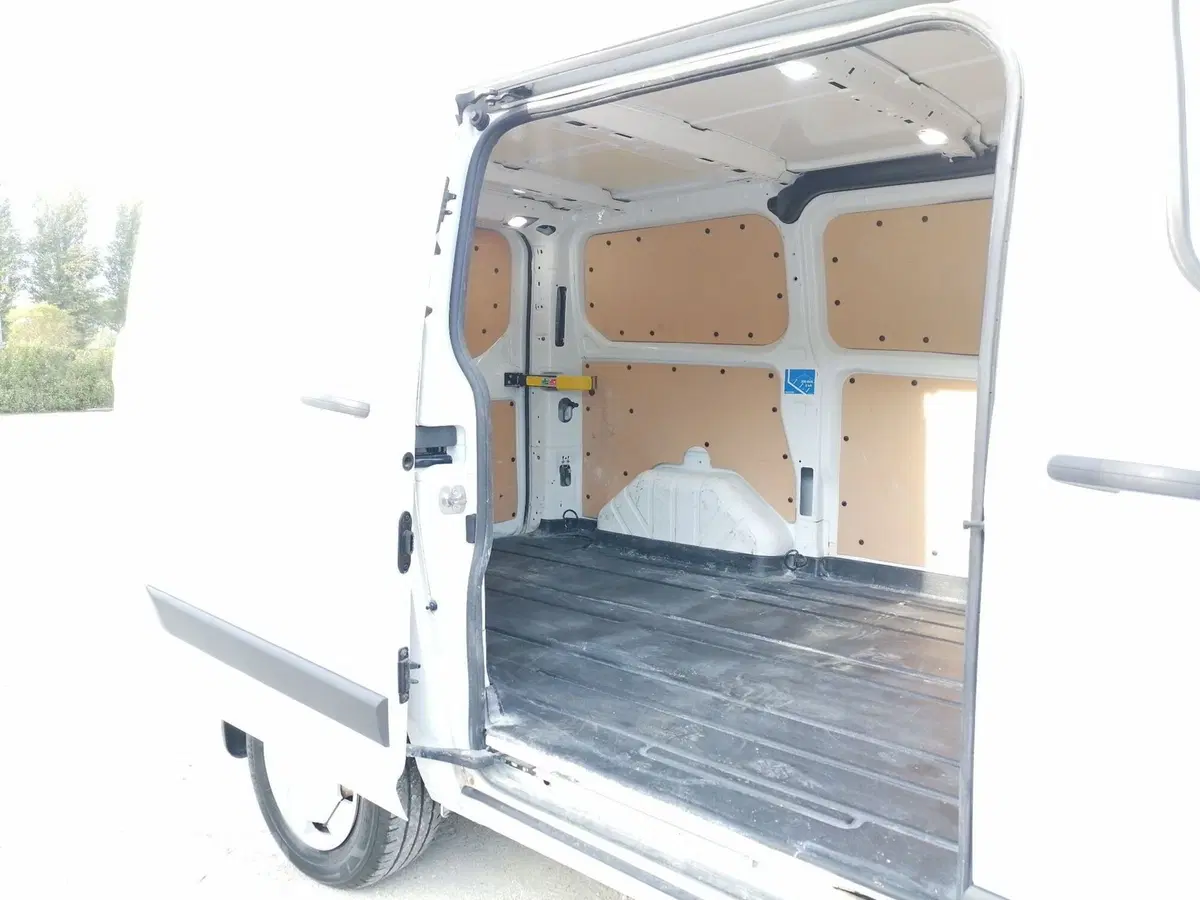 Ford Transit Custom Furgone usata a Roma (8)