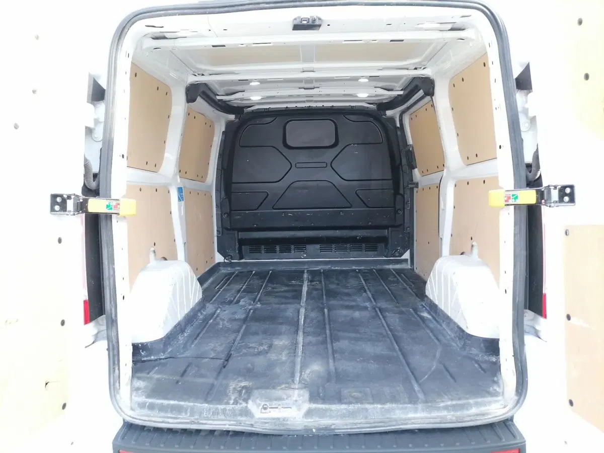 Ford Transit Custom Furgone usata a Roma (9)