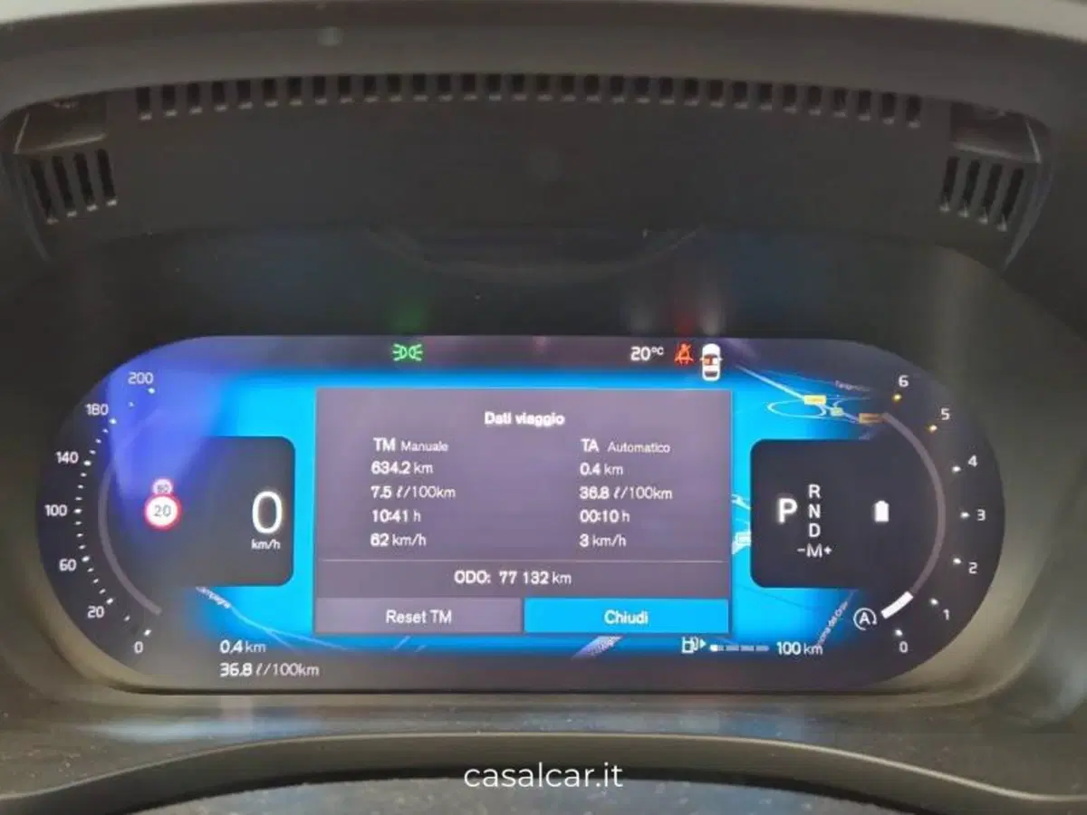 Volvo XC60 usata a Salerno (8)