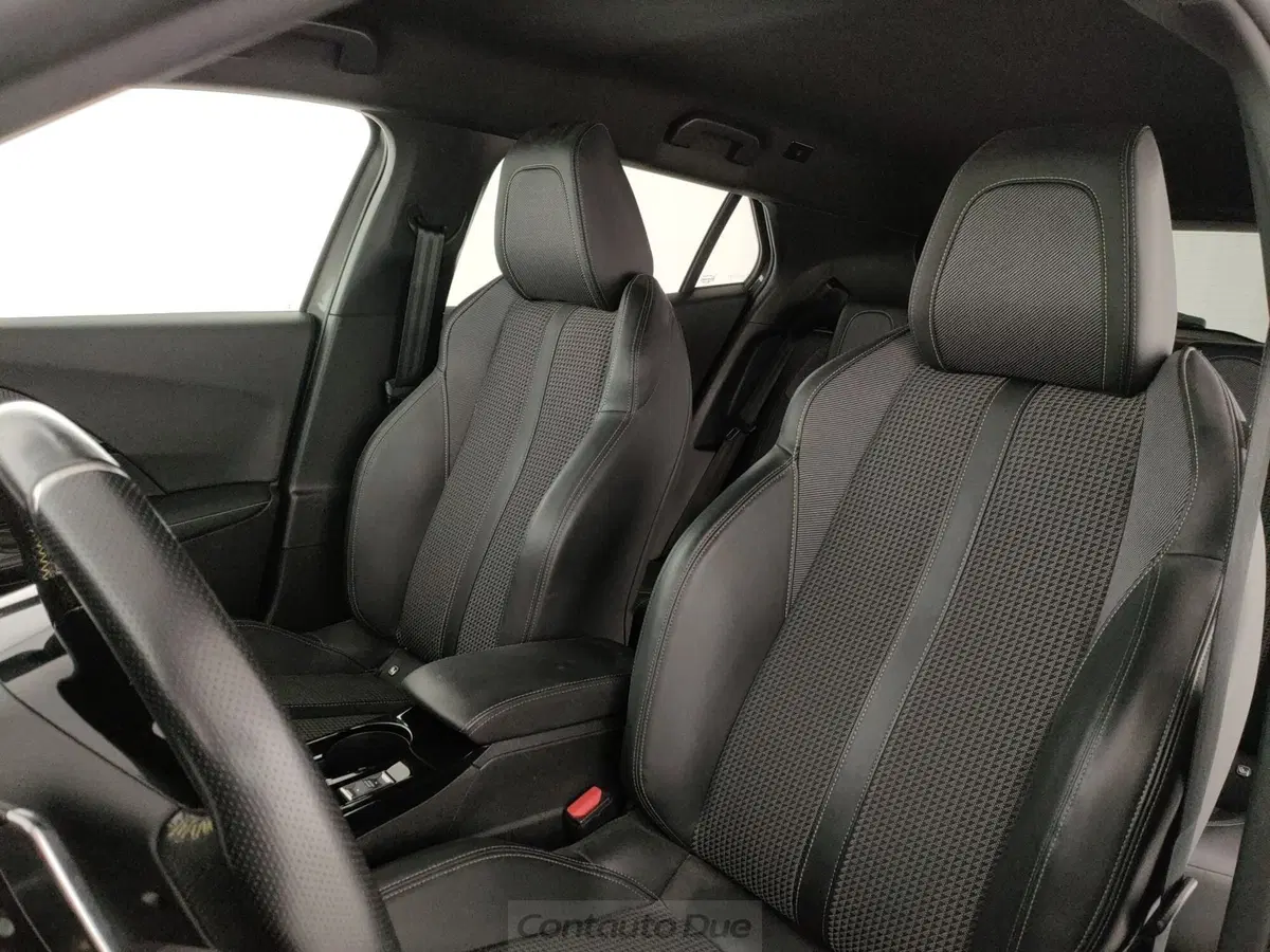 Peugeot 2008 usata a Caserta (17)