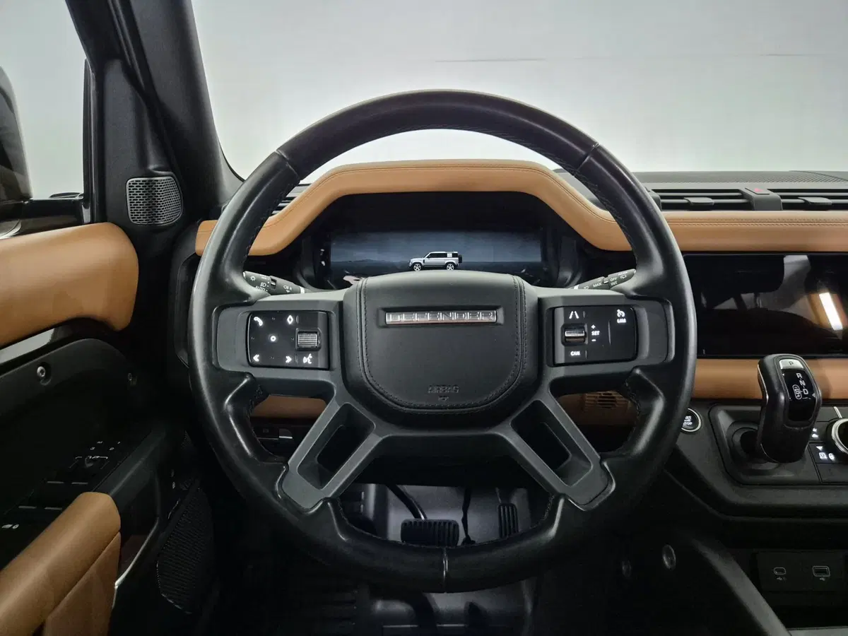 Land Rover Defender usata a Torino (18)