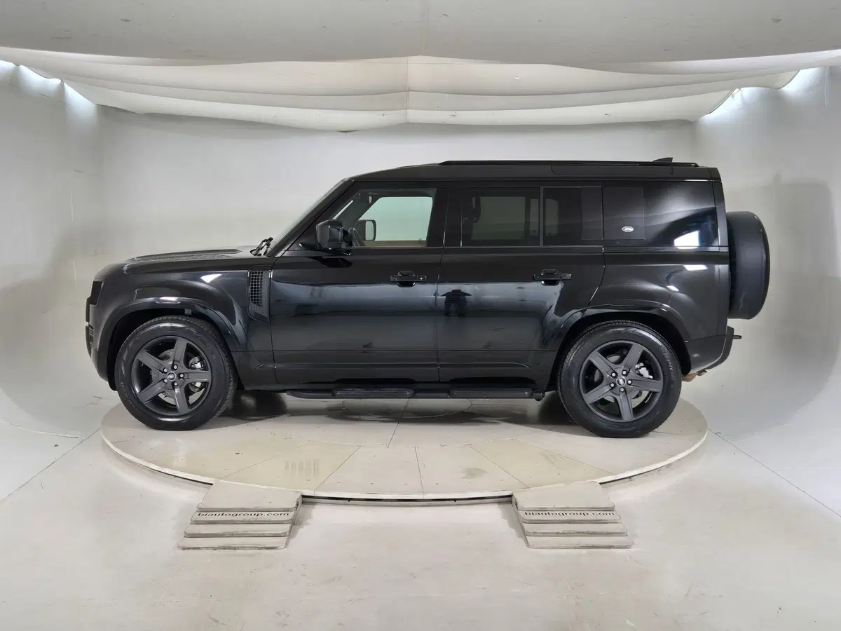 Land Rover Defender usata a Torino (6)