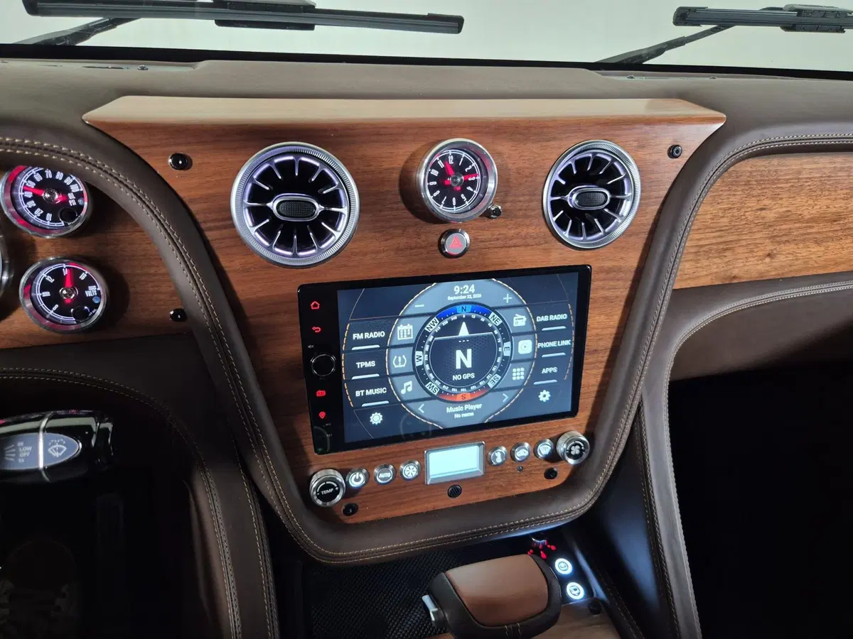 Land Rover Defender usata a Torino (12)