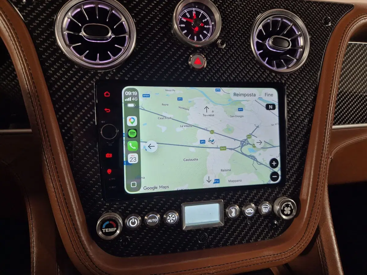 Land Rover Defender usata a Torino (11)