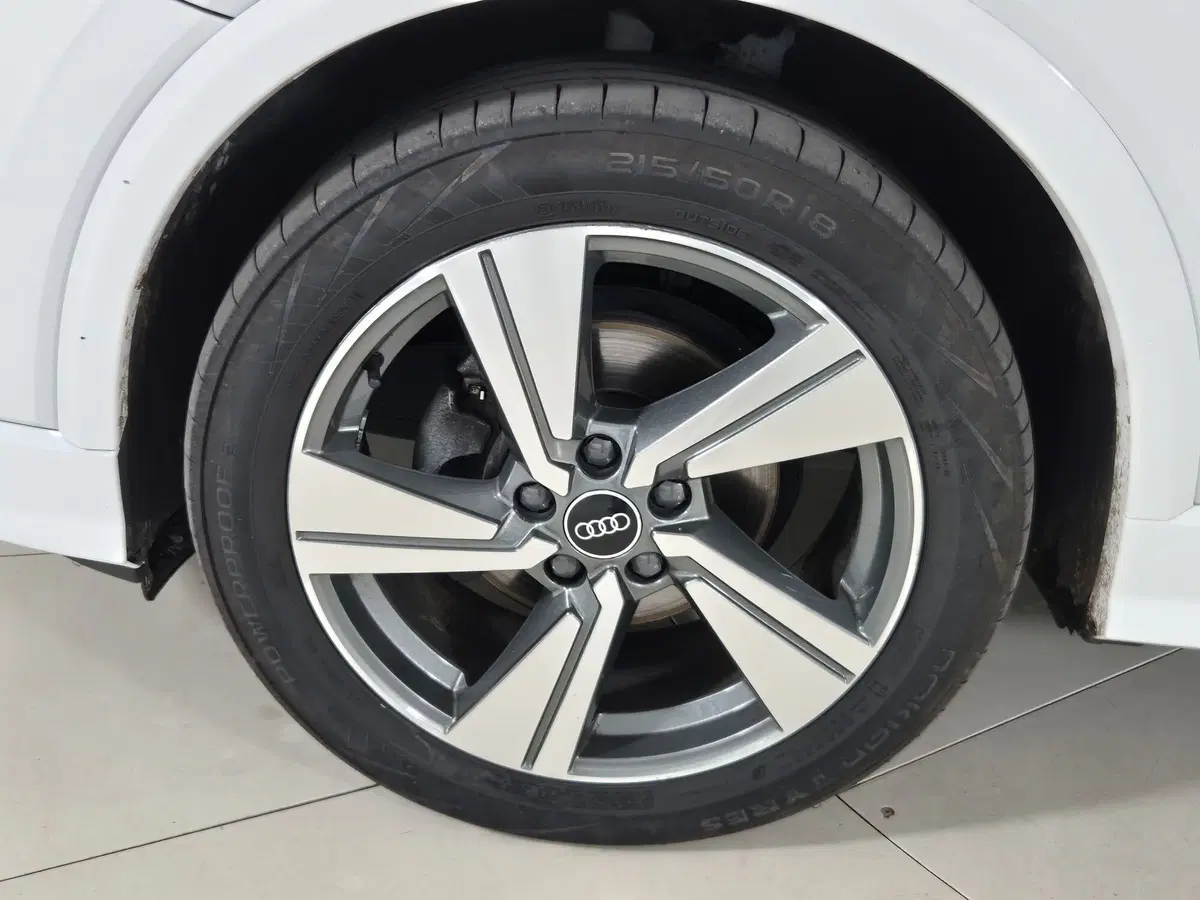 Audi Q2 usata a Torino (7)