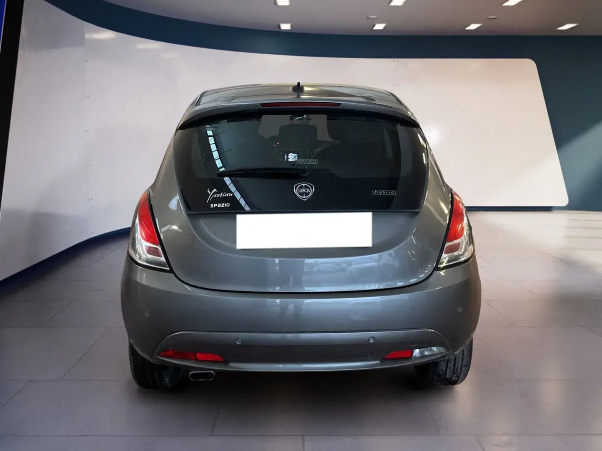 Lancia Ypsilon usata a Torino (5)