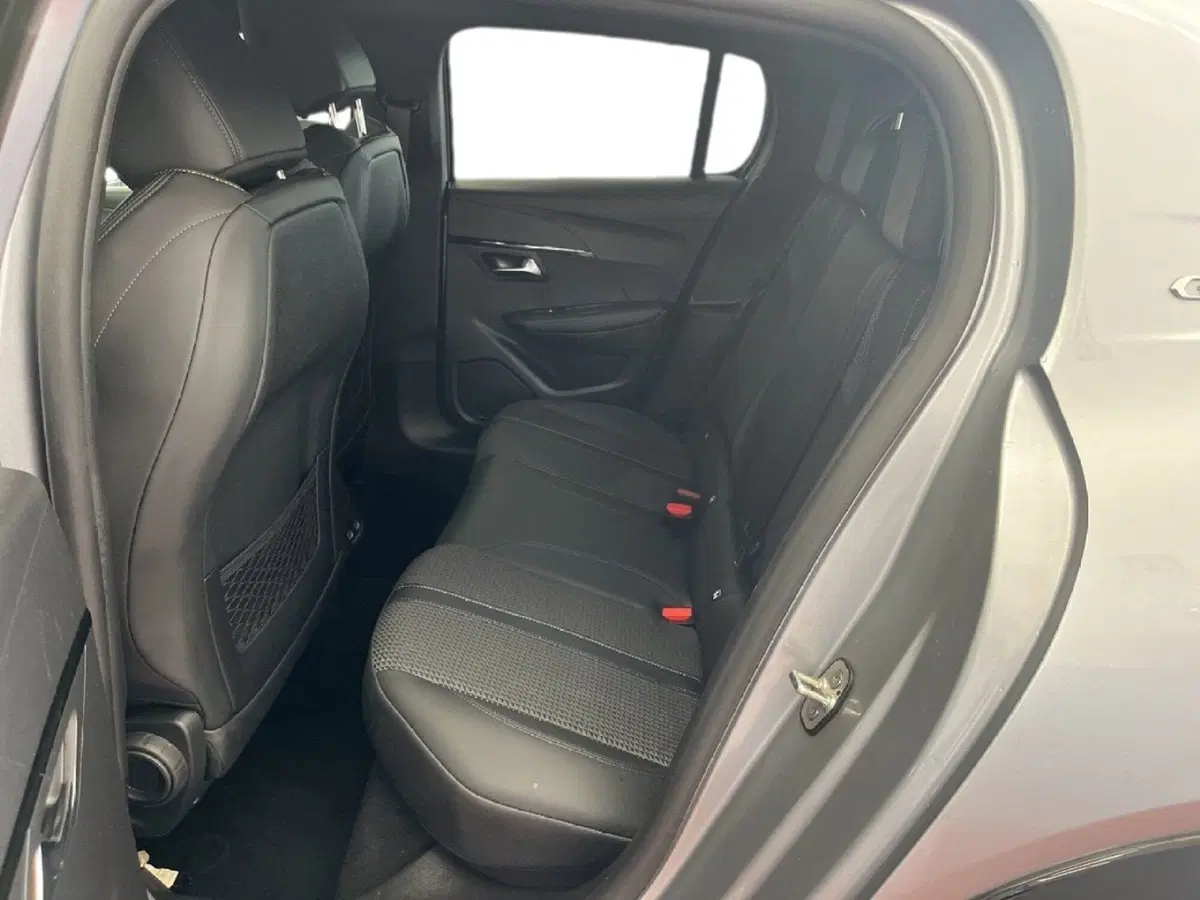 Peugeot 208 usata a Torino (9)
