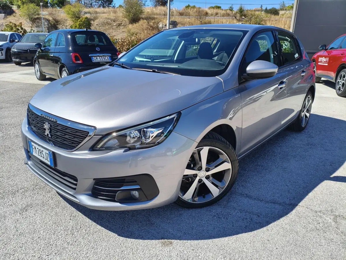 Peugeot 308 usata a Matera