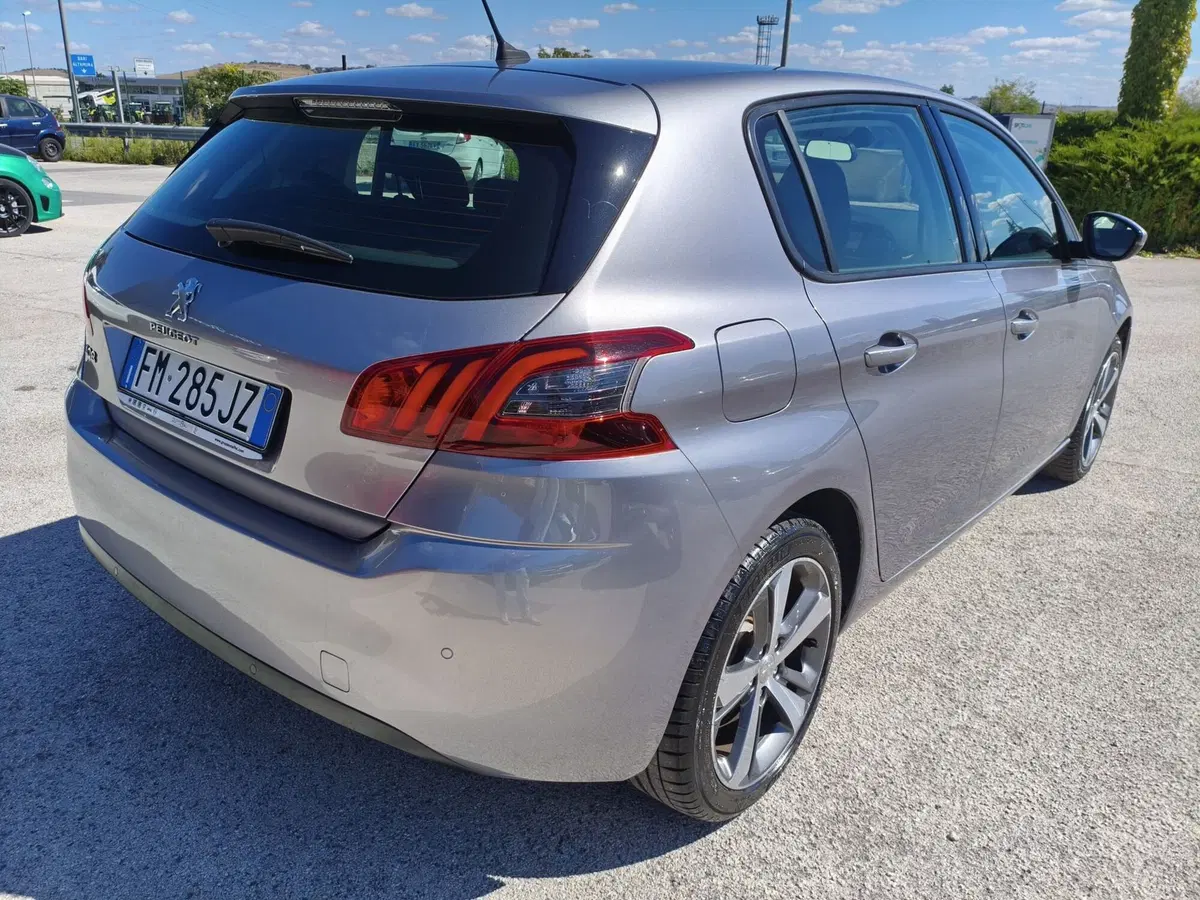 Peugeot 308 usata a Matera (6)