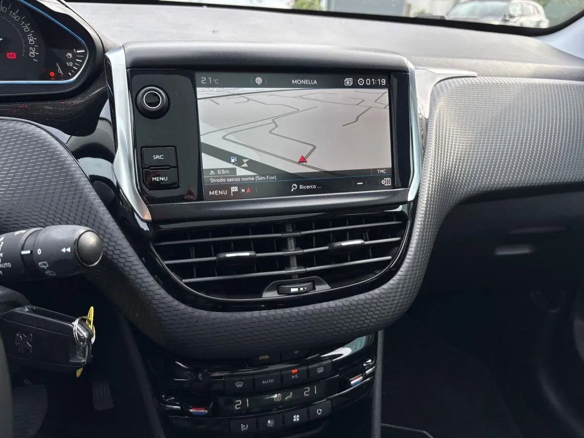 Peugeot 2008 usata a Treviso (12)